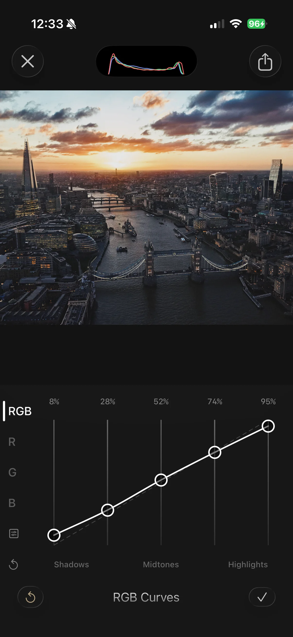 DeluxeFX RGB Curves - London skyline